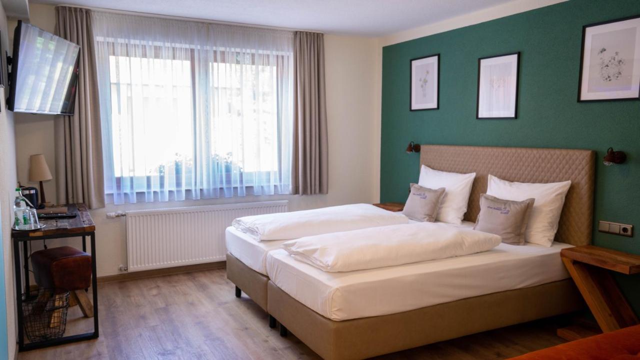 Steinsfeld Hotel Gasthof Zum Schwan מראה חיצוני תמונה