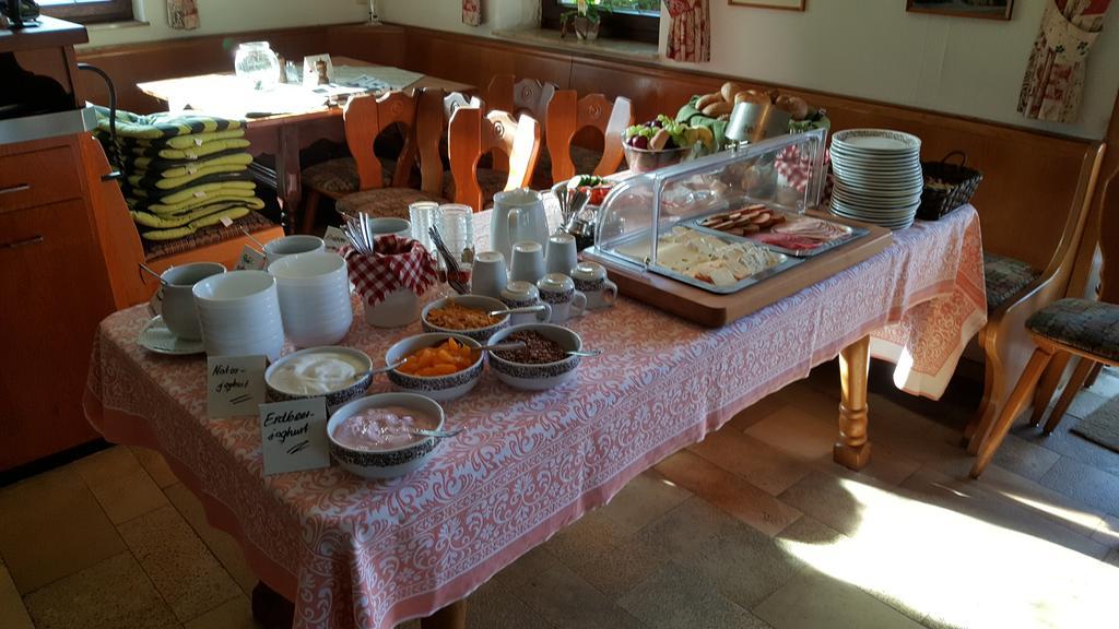 Steinsfeld Hotel Gasthof Zum Schwan מראה חיצוני תמונה