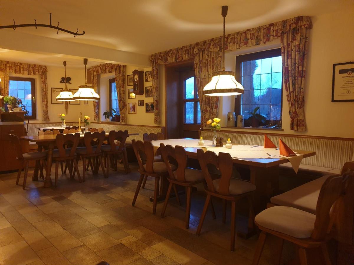 Steinsfeld Hotel Gasthof Zum Schwan מראה חיצוני תמונה